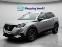 Begagnad Peugeot 2008 Active+ 100 HK (73 kW) 2023 Grå SUV