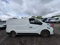 Gebraucht Renault Trafic Business 2015 Weiß Van / Kleinbus