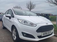 Used Ford Fiesta Zetec 2016 White Hatchback