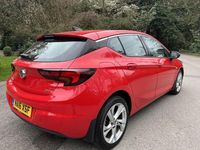 Used Vauxhall Astra SRi 136 HP (100 kW) 2016 Red Hatchback