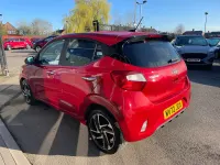 Used Hyundai i10 Premium 84 HP (61 kW) 2023 Red Hatchback