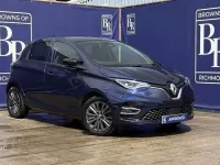 Begagnad Renault Zoe Techno 100 kW (136 HK) 2023 Blå Halvkombi
