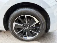 Używany Mazda 2 Homura-Aka 116 KM (85 kW) 2024 Szary Hatchback