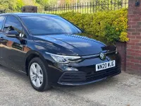 Używany VW Golf VII Life 130 KM (95 kW) 2020 Czarny Hatchback
