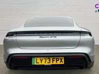 Usado Porsche Taycan 439 kW (598 HP) 2023 Prateado Sedan