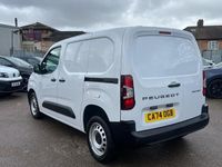 Used Peugeot Partner 129 HP (94 kW) 2024 White MPV