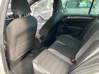 Used VW Golf VII R-line 150 HP (110 kW) 2019 White Hatchback