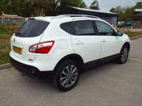 used Nissan Qashqai 1.6 dCi Tekna 2WD Euro 5 5dr (AVM)