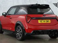 Used Mini Cooper Hatch 154 HP (113 kW) 2024 Red Hatchback
