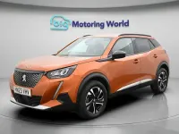 Begagnad Peugeot 2008 Allure+ 101 HK (74 kW) 2023 Orange SUV