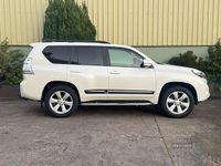Used Toyota Land Cruiser 190 HP (139 kW) 2015 White Estate