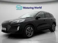 Usado Ford Kuga Titanium 150 HP (110 kW) 2023 Preto SUV
