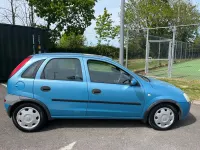 Begagnad Vauxhall Corsa Comfort 75 HK (55 kW) 2001 Blå Halvkombi