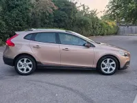 Used Volvo V40 180 HP (132 kW) 2013 Bronze Hatchback
