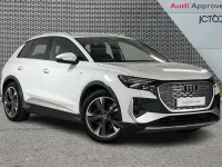 Used Audi Q4 e-tron Comfort 150 kW (204 HP) 2021 White SUV