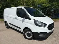 Used Ford Transit Custom 105 HP (77 kW) 2019 White Van