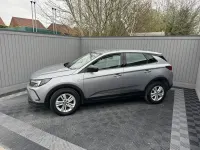 Gebraucht Vauxhall Grandland X Design Edition 130 PS (95 kW) 2023 Grau SUV