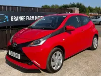 Used Toyota Aygo X-play 69 HP (50 kW) 2017 Red Hatchback