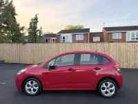 Used Citroën C3 PureTech 2016 Red Hatchback