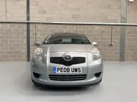 Begagnad Toyota Yaris 2008 Silver Halvkombi