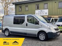 Used Vauxhall Vivaro 115 HP (84 kW) 2013 Silver MPV