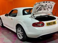 Used Mazda MX5 126 HP (92 kW) 2013 White Cabriolet