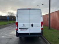 Used Peugeot Boxer 130 HP (95 kW) 2019 White Van