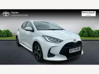 Used Toyota Yaris Design 116 HP (85 kW) 2024 White Hatchback