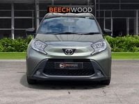 Used Toyota Aygo X 72 HP (52 kW) 2022 Green SUV