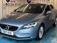 Usado Volvo V40 Momentum 152 HP (111 kW) 2019 Citadino