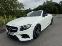 Używany Mercedes E220 AMG line 2021 Biały Kabriolet