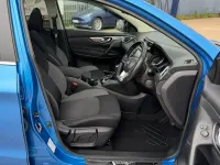 Used Nissan Qashqai N-Connecta 115 HP (84 kW) 2018 Blue SUV