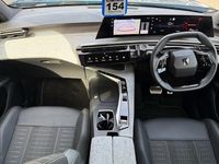 Second-hand Peugeot 3008 GTi 136 CP (100 kW) 2025 Albastru SUV