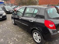 Używany Renault Clio II Privilege 2007 Czarny Hatchback