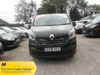 Used Renault Trafic 2018 Black MPV