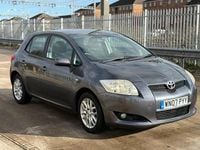 Used Toyota Auris 124 HP (91 kW) 2007 Grey Hatchback