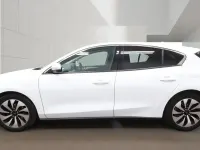 Used Ford Focus Zetec 125 HP (91 kW) 2018 White Hatchback