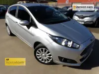 Käytetty Ford Fiesta Style 75 HP (55 kW) 2016 Hopea Viistoperä
