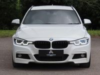 Usado BMW 320 M Sport 2017 Blanco Familiar