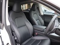 Used Tesla Model Y Performance 392 kW (534 HP) 2022 White SUV