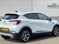 Second-hand Renault Captur Techno 91 CP (66 kW) 2024 Alb SUV