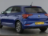 Used VW Polo Life 95 HP (69 kW) 2024 Blue Hatchback