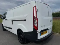 Used Ford Transit Custom 105 HP (77 kW) 2017 White Van