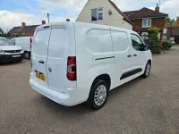 Used Vauxhall Combo Sportive 100 HP (73 kW) 2020 White MPV