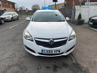 Used Vauxhall Insignia SRi 2015 White Estate