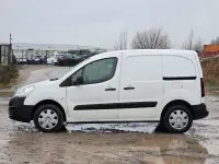 Usado Citroën Berlingo 100 HP (73 kW) 2017 Branco Monovolume
