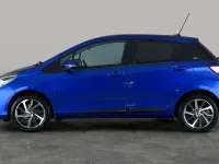 Used Toyota Yaris 111 HP (81 kW) 2019 Blue Hatchback