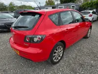Używany Mazda 3 Takara 105 KM (77 kW) 2009 Czerwony Hatchback