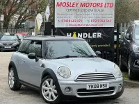 Usado Mini Cooper D Hatch 2009 Prateado Citadino