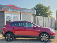 Used Nissan Qashqai N-TEC 110 HP (80 kW) 2012 Red SUV